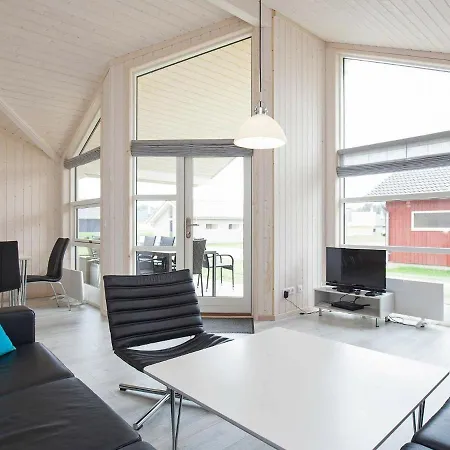 Holiday Xvi Tatil Evi *